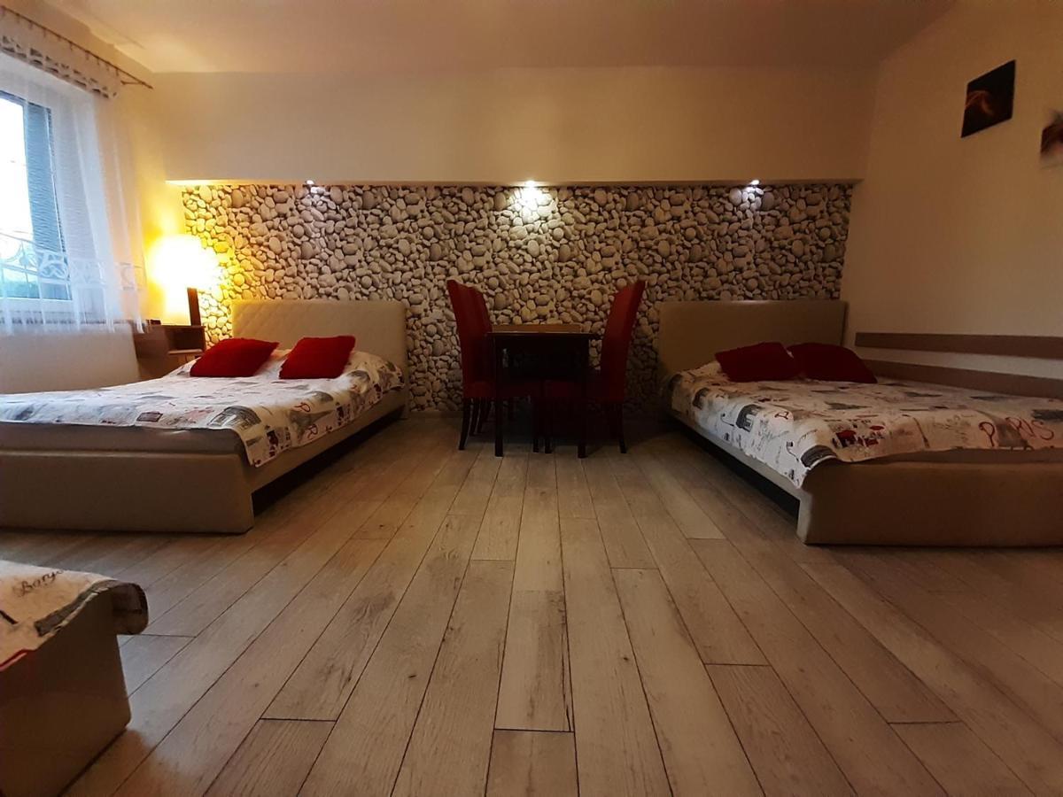 Pokoje Goscinne "Lenka" Ciechocinek Esterno foto