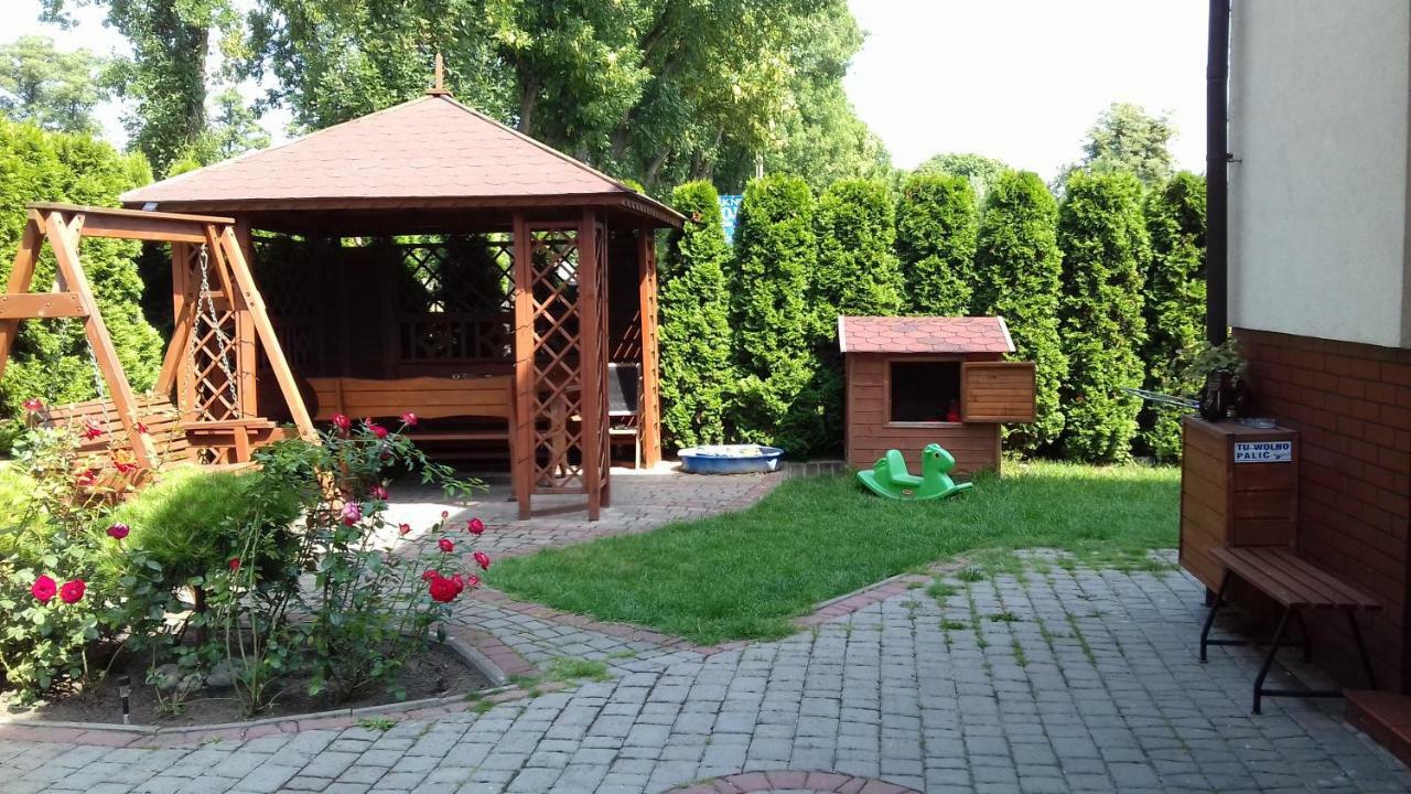 Pokoje Goscinne "Lenka" Ciechocinek Esterno foto